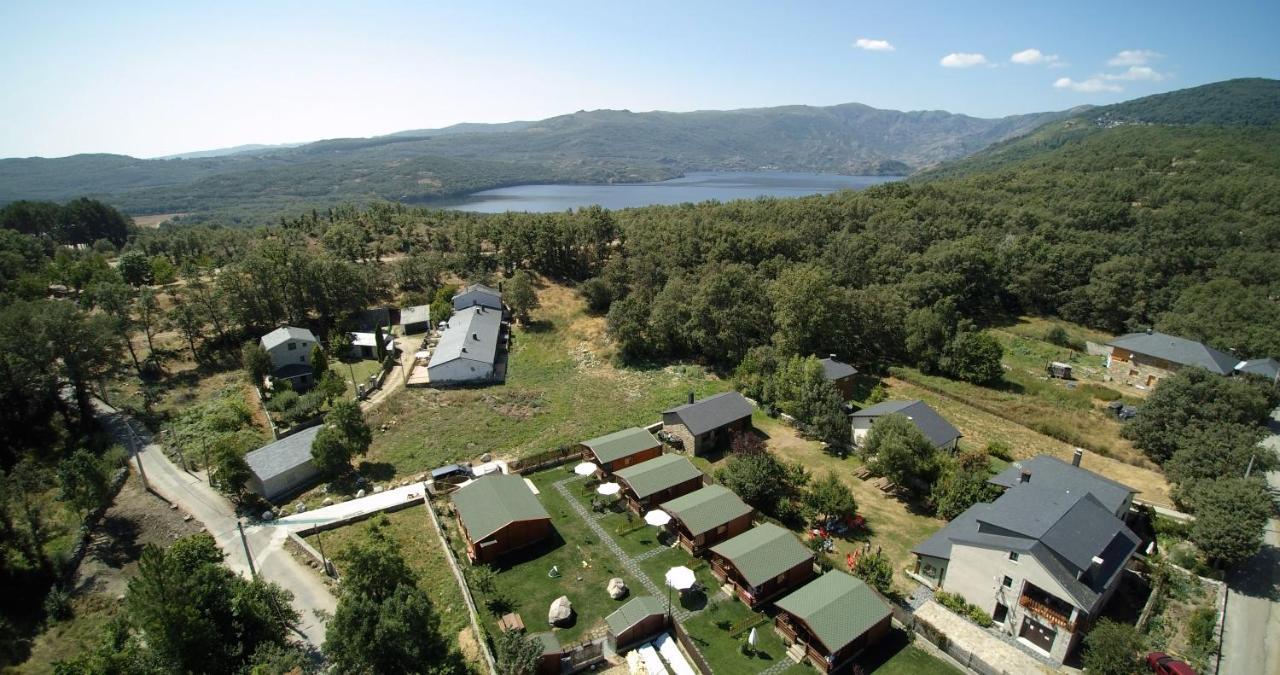 Cabanas Madarsu Vigo de Sanabria エクステリア 写真