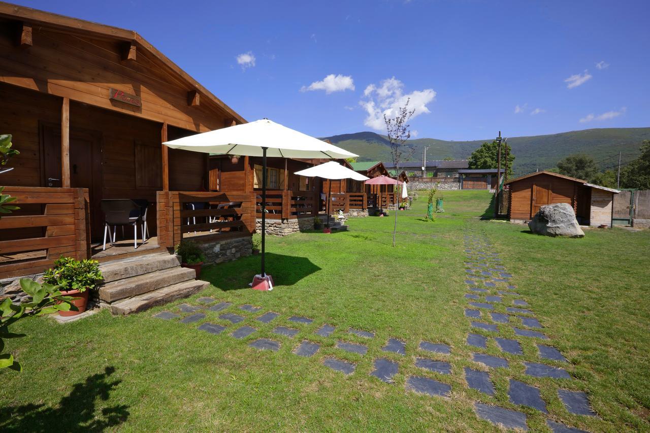 Cabanas Madarsu Vigo de Sanabria エクステリア 写真