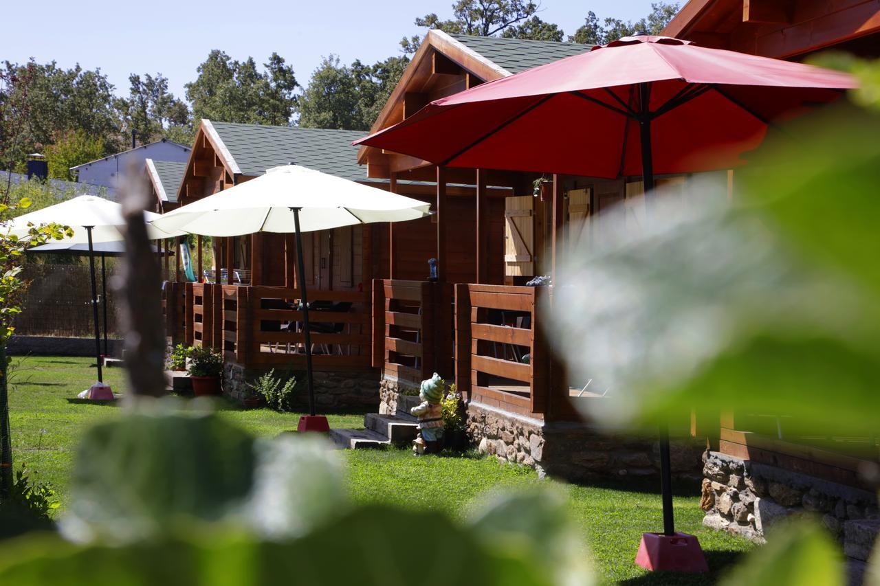 Cabanas Madarsu Vigo de Sanabria エクステリア 写真